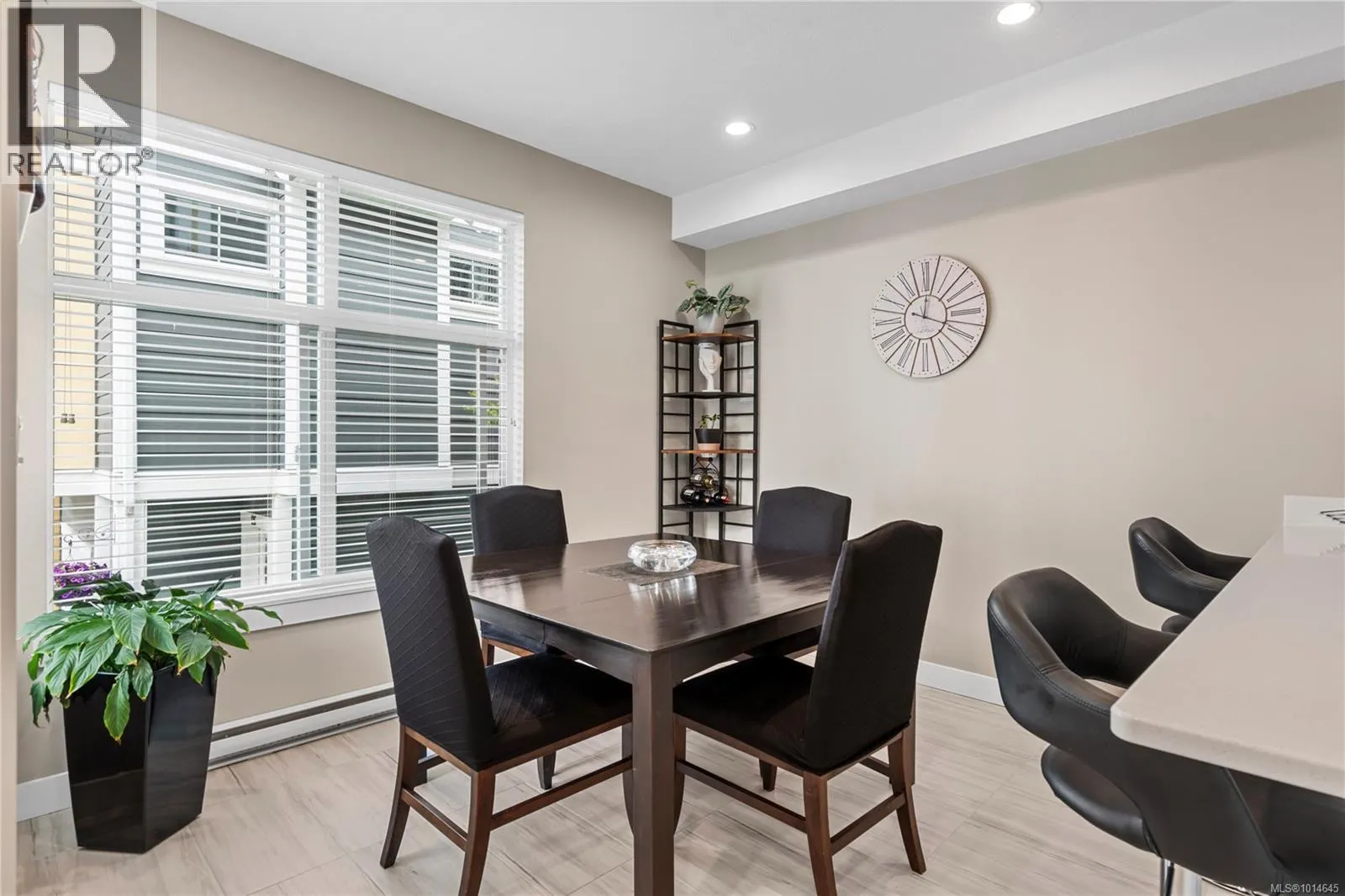 132 6057 Doumont Rd