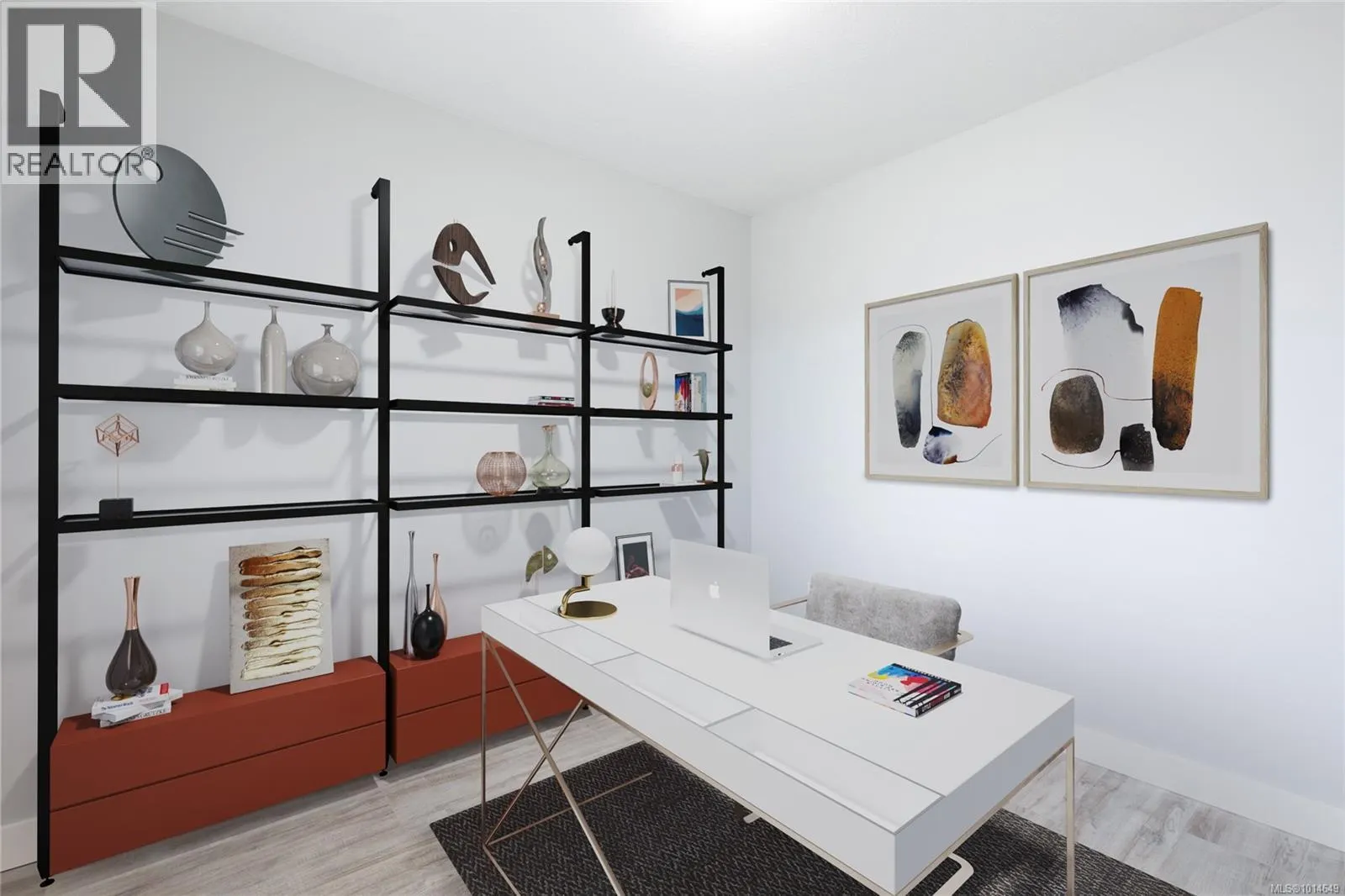 557 Lori Pl