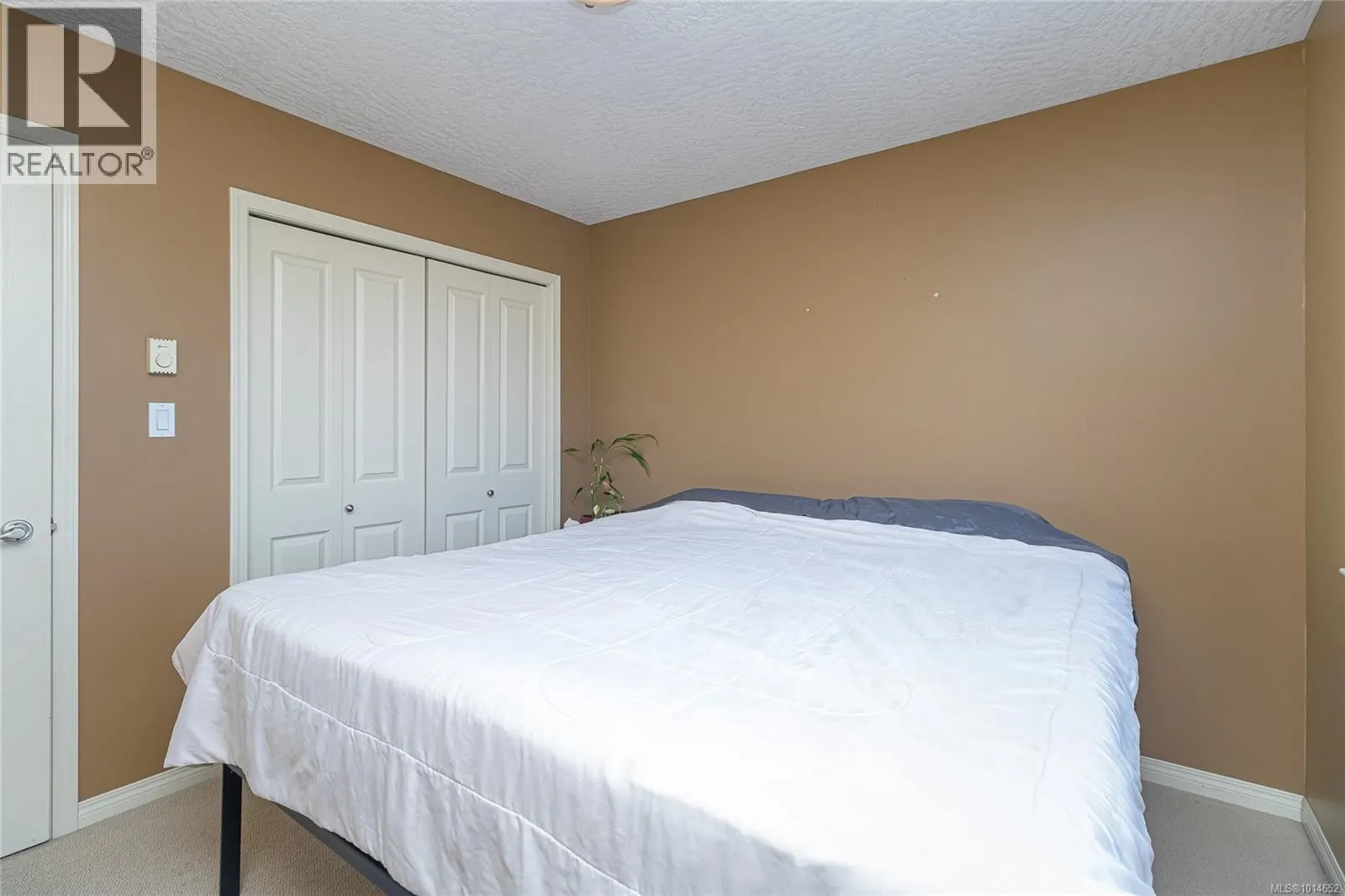 848 Gannet Crt