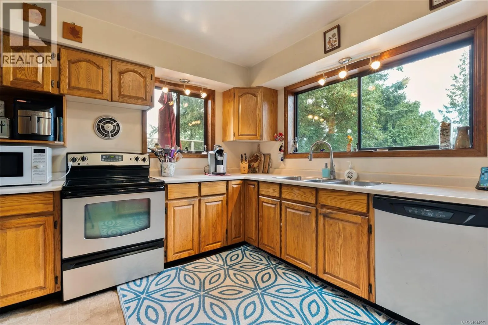 2814 Shelby Pl