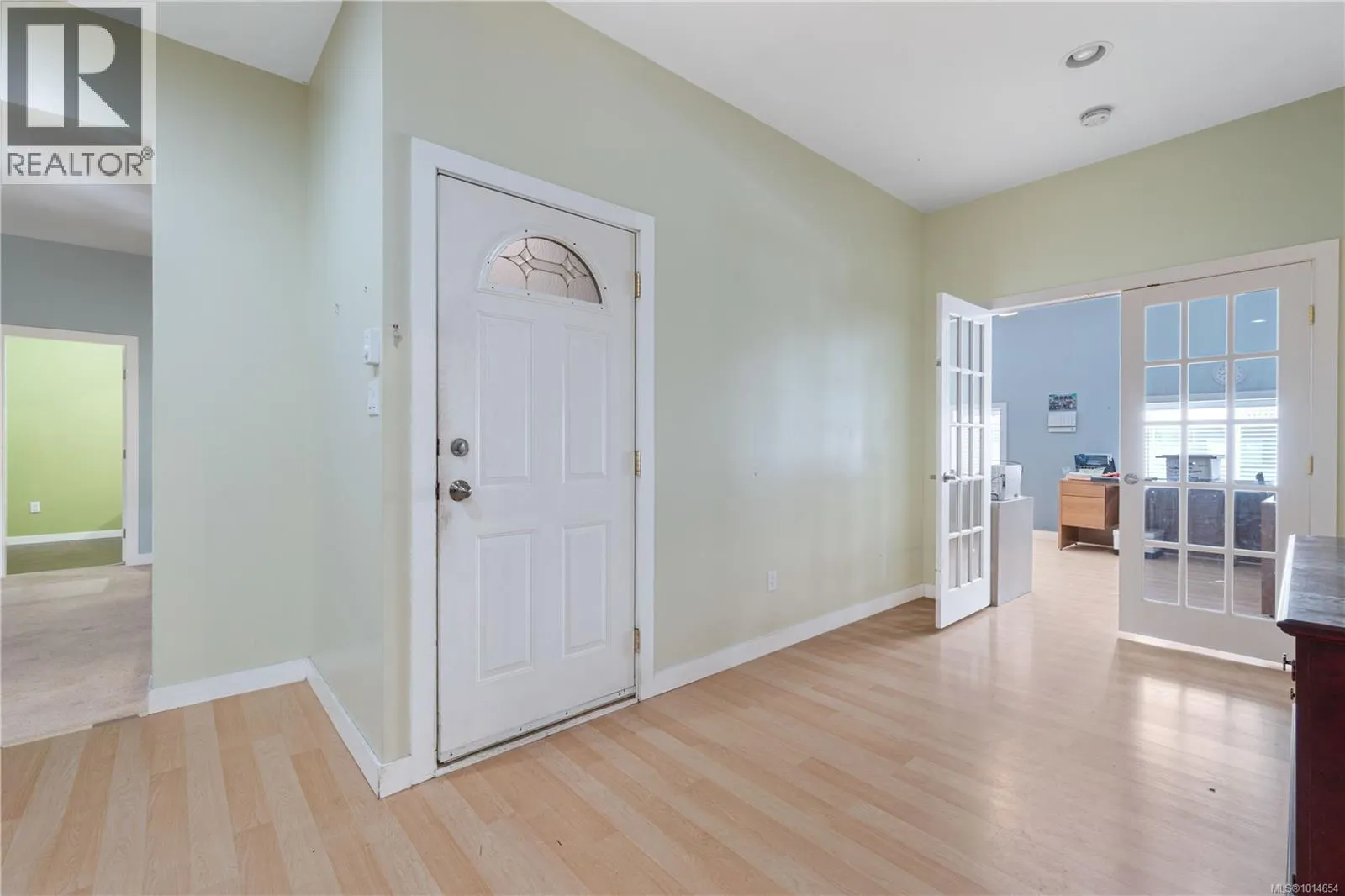 SL 22  23 1260 Fair Rd