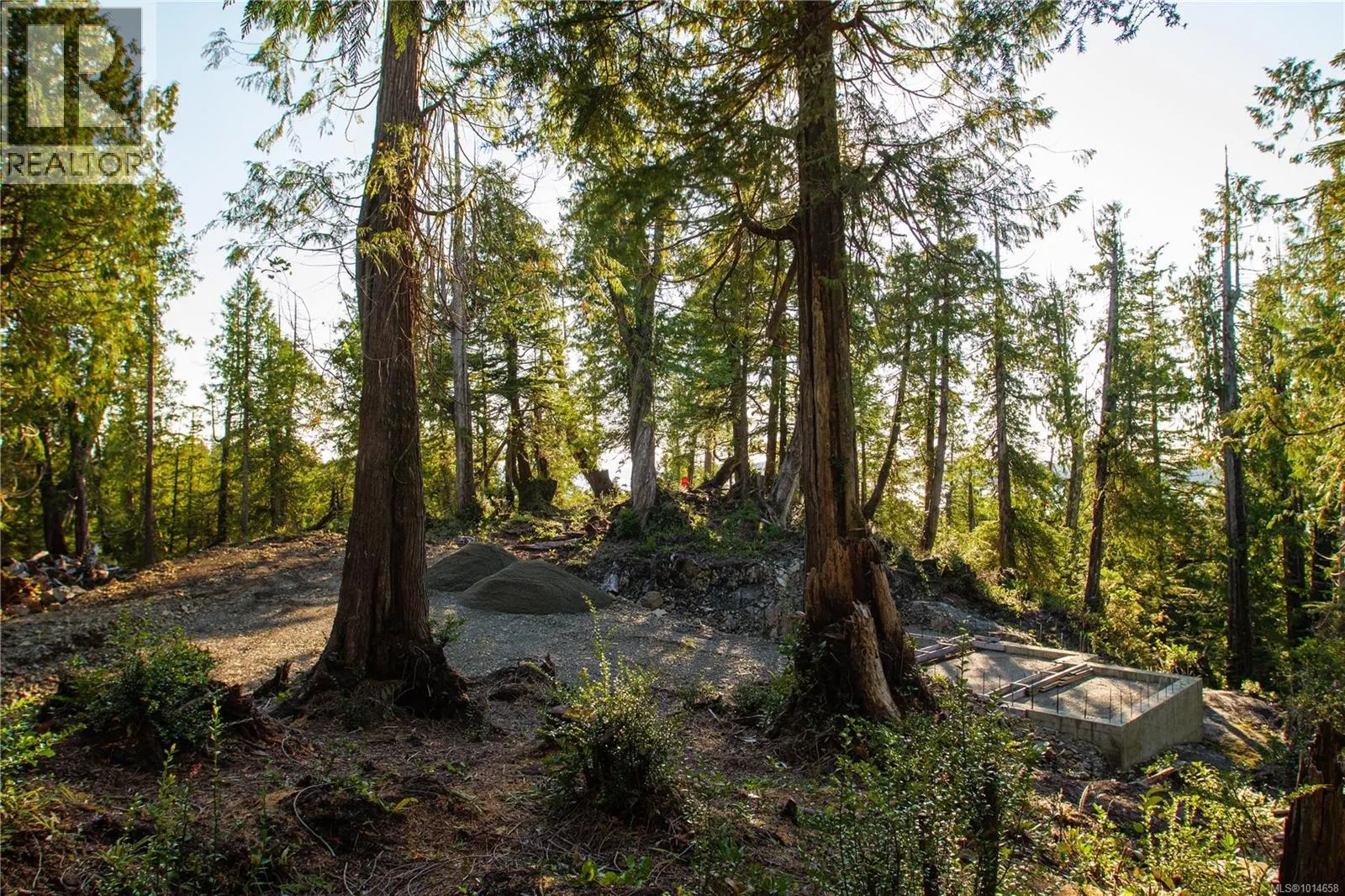 340 Tonquin Park Rd