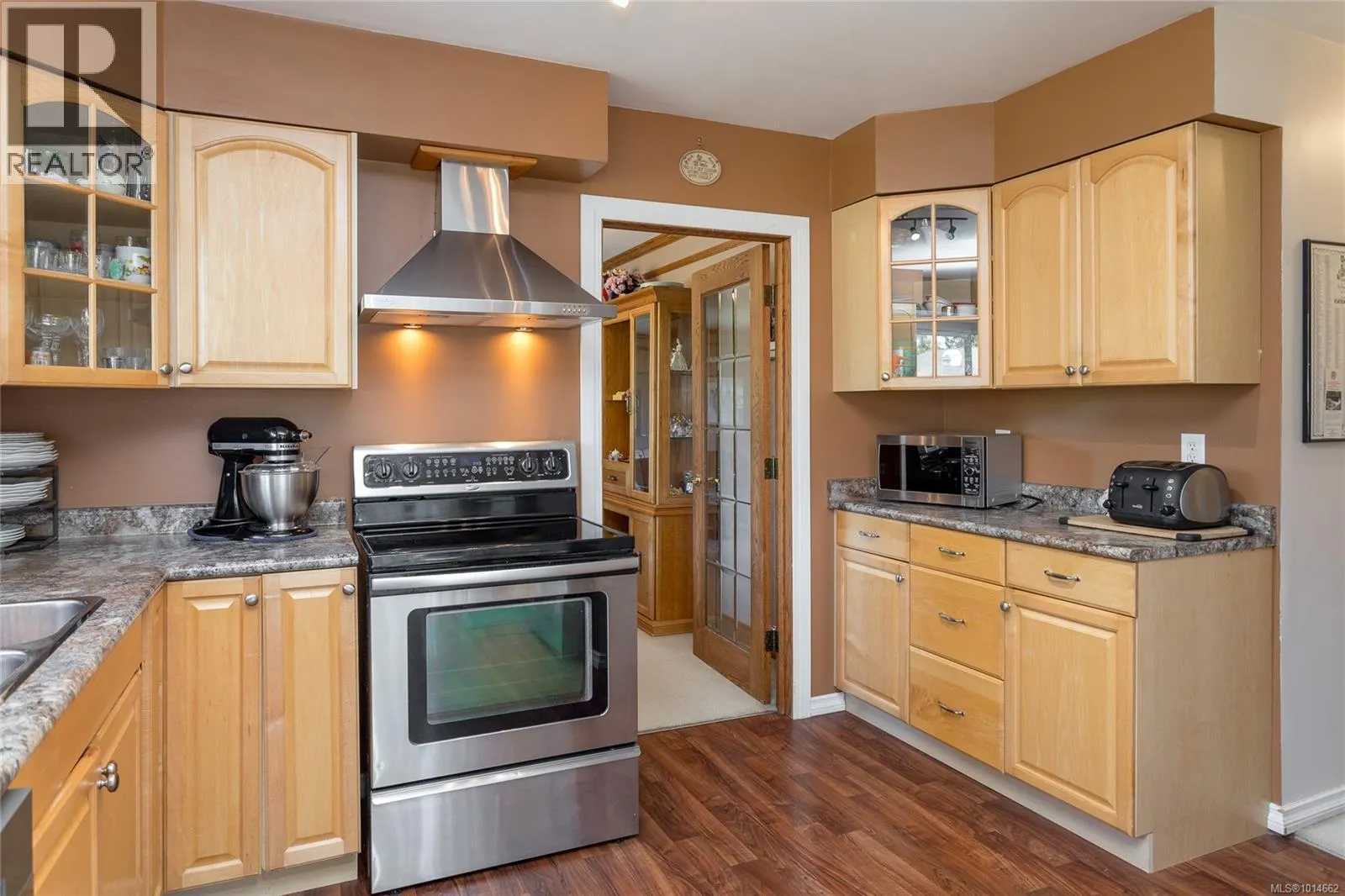 3258 Cora Hill Pl
