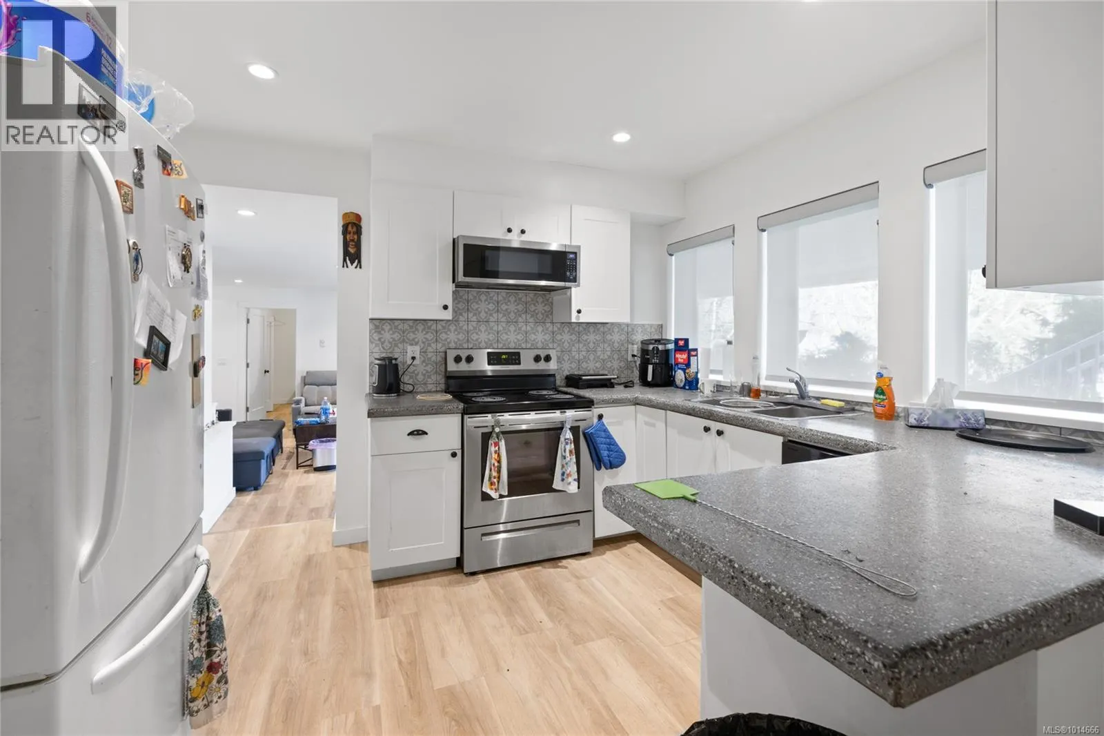 4332 Tiki Way