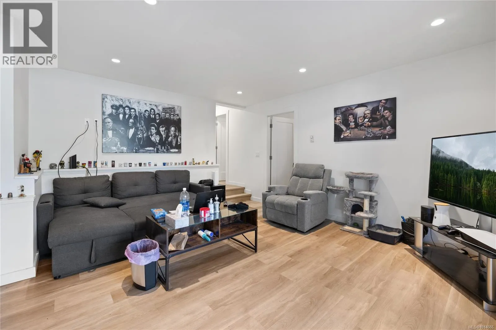 4332 Tiki Way