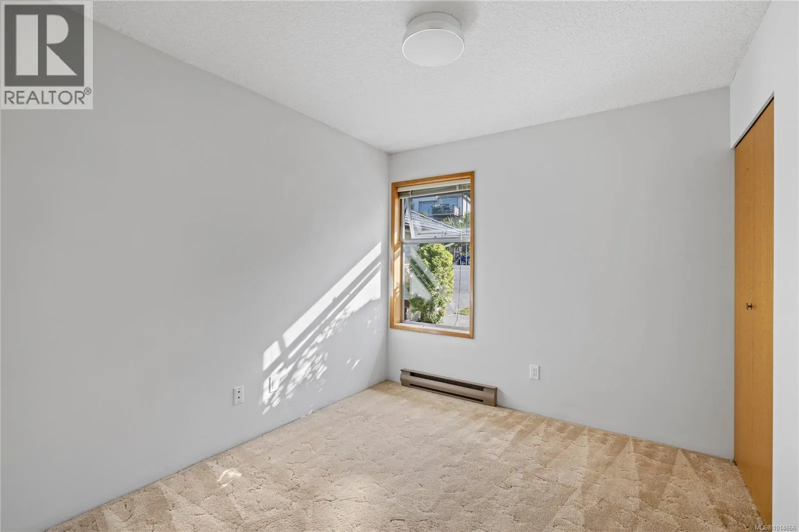 4332 Tiki Way