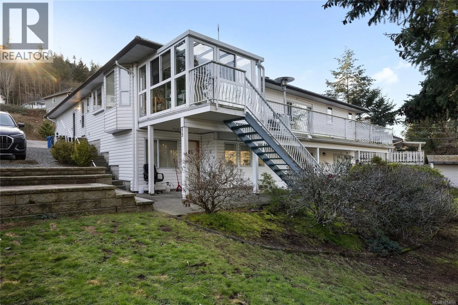 4332 Tiki Way