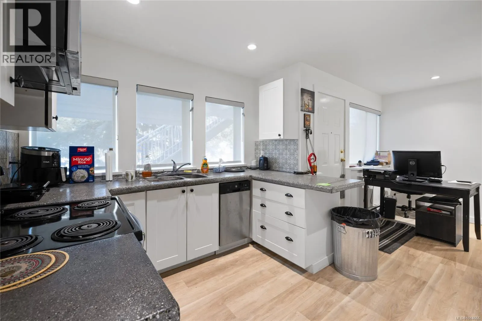 4332 Tiki Way