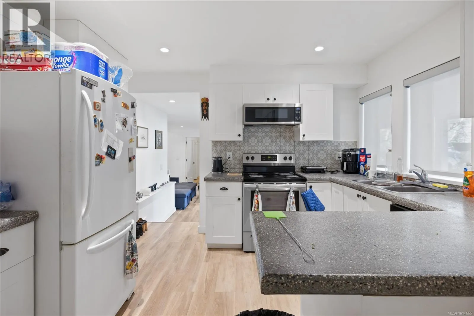 4332 Tiki Way