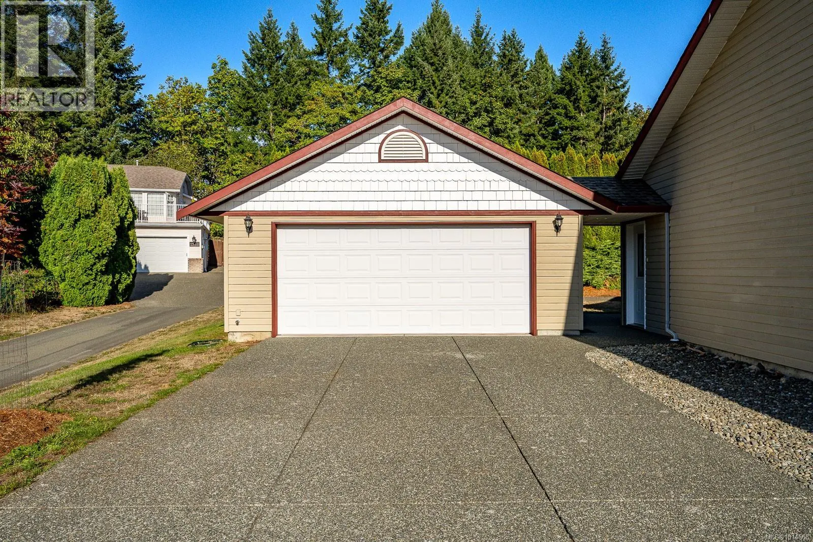 1582 Mallard Dr