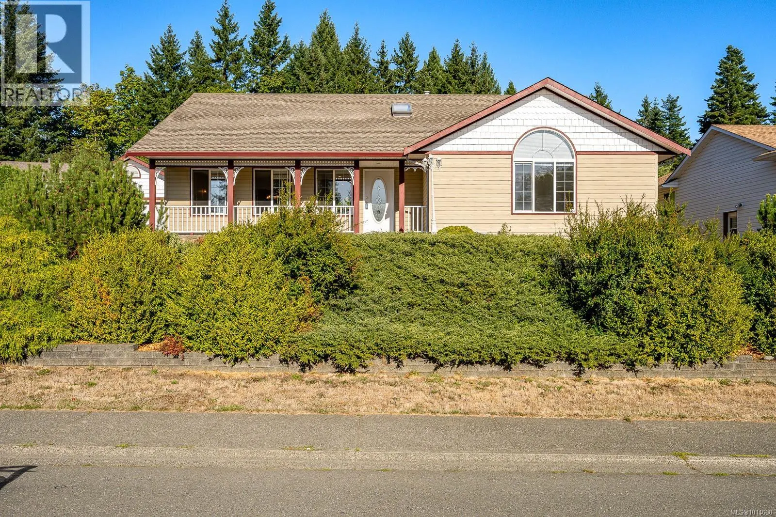 1582 Mallard Dr