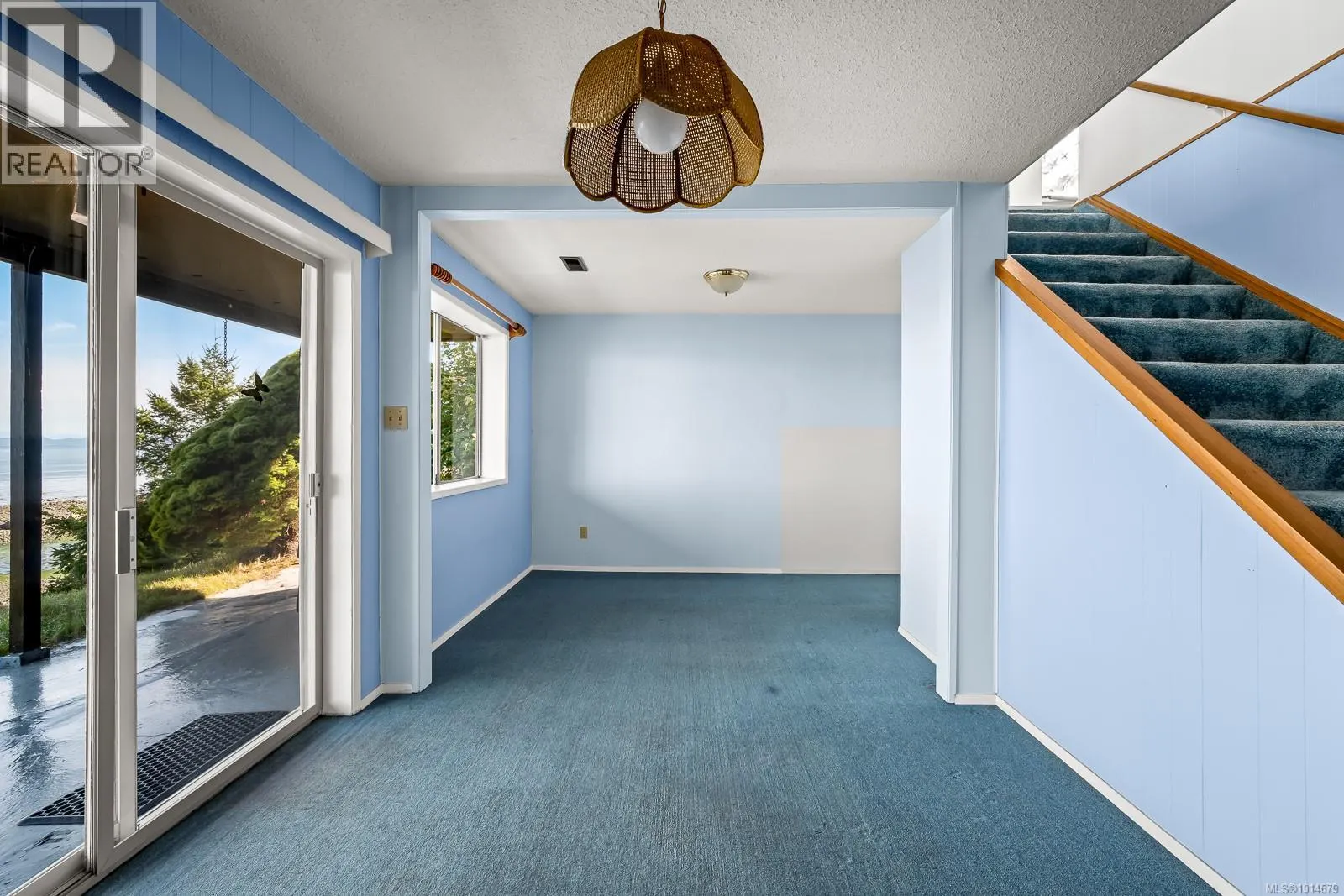 2332 Seabank Rd