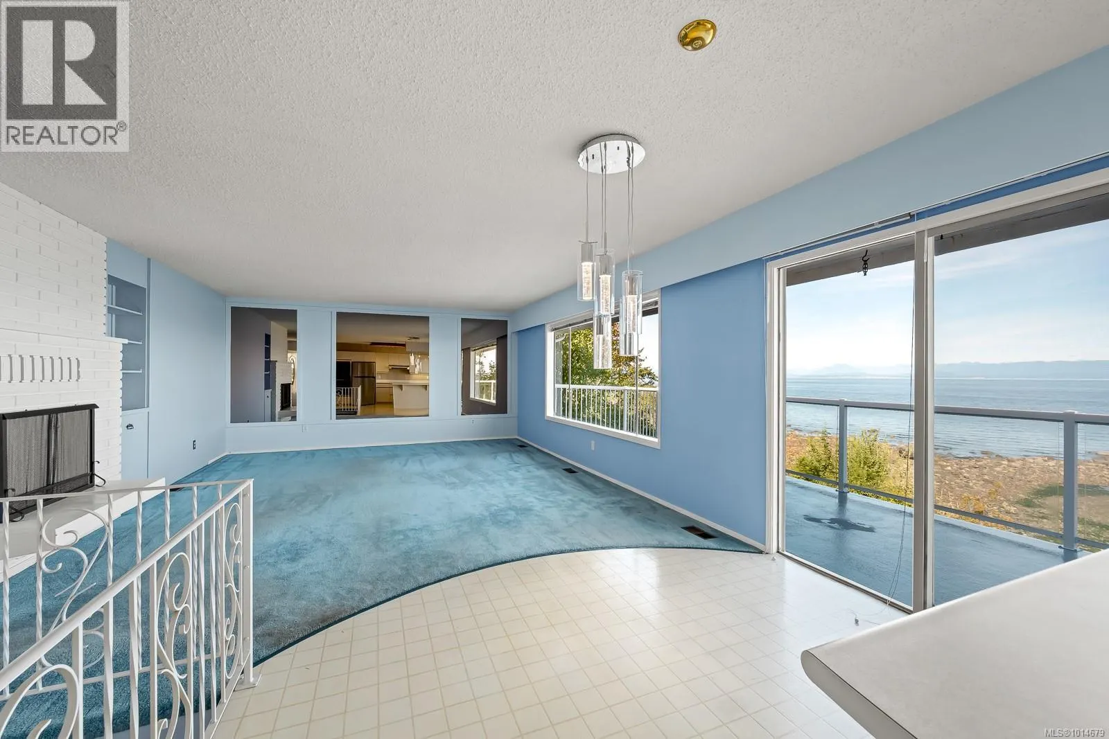 2332 Seabank Rd