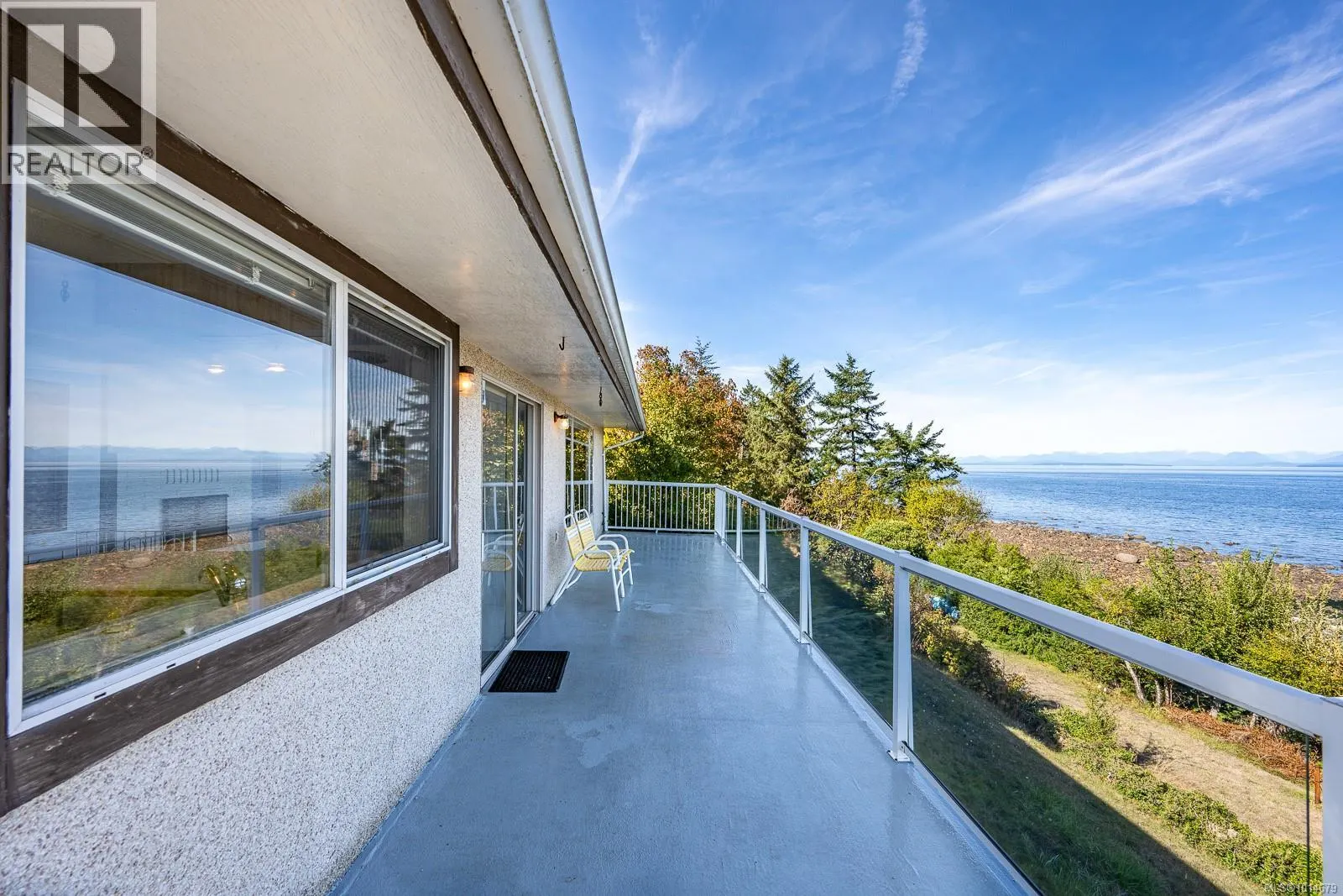 2332 Seabank Rd