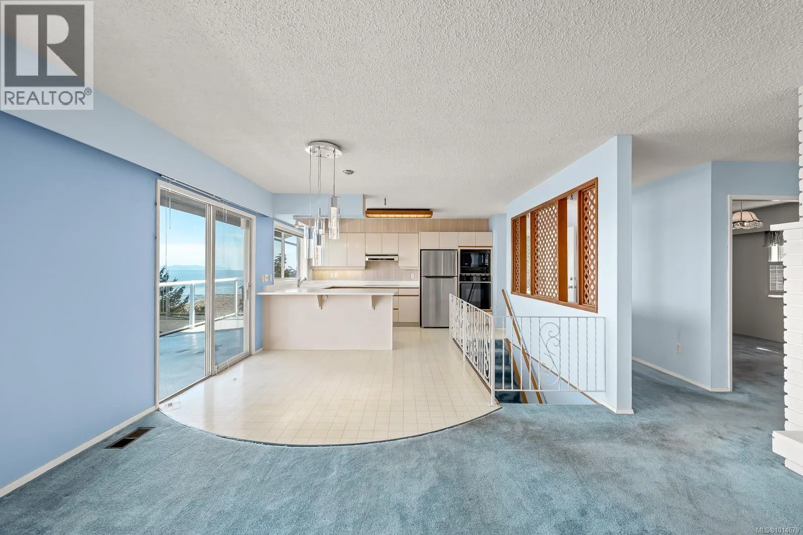 2332 Seabank Rd