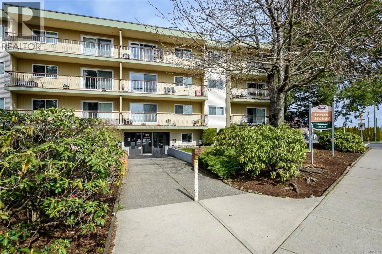 212 1015 Cumberland Rd