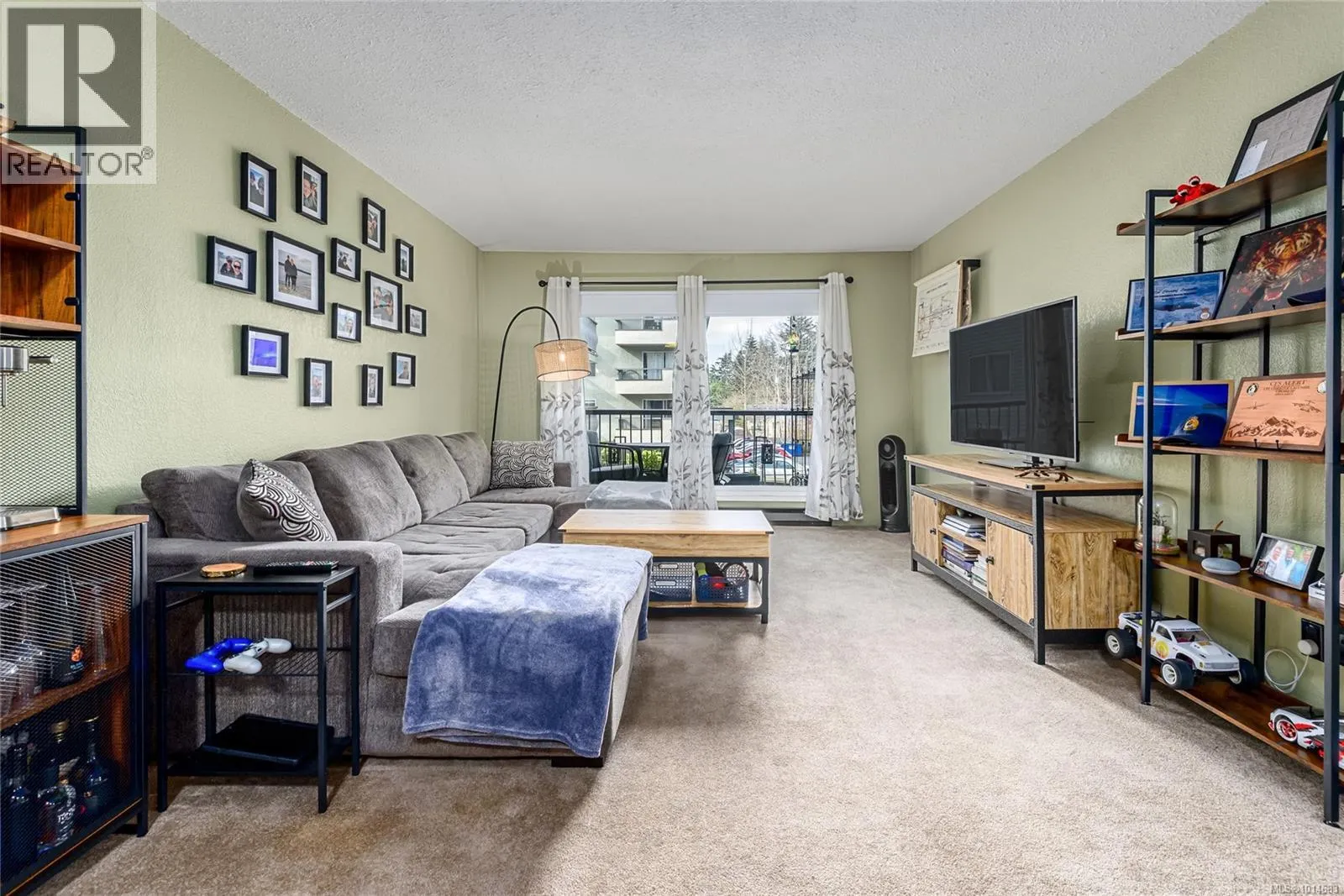 212 1015 Cumberland Rd