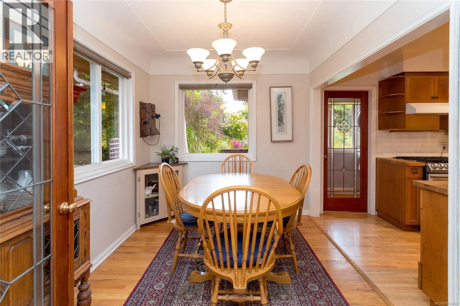 645 Baker St