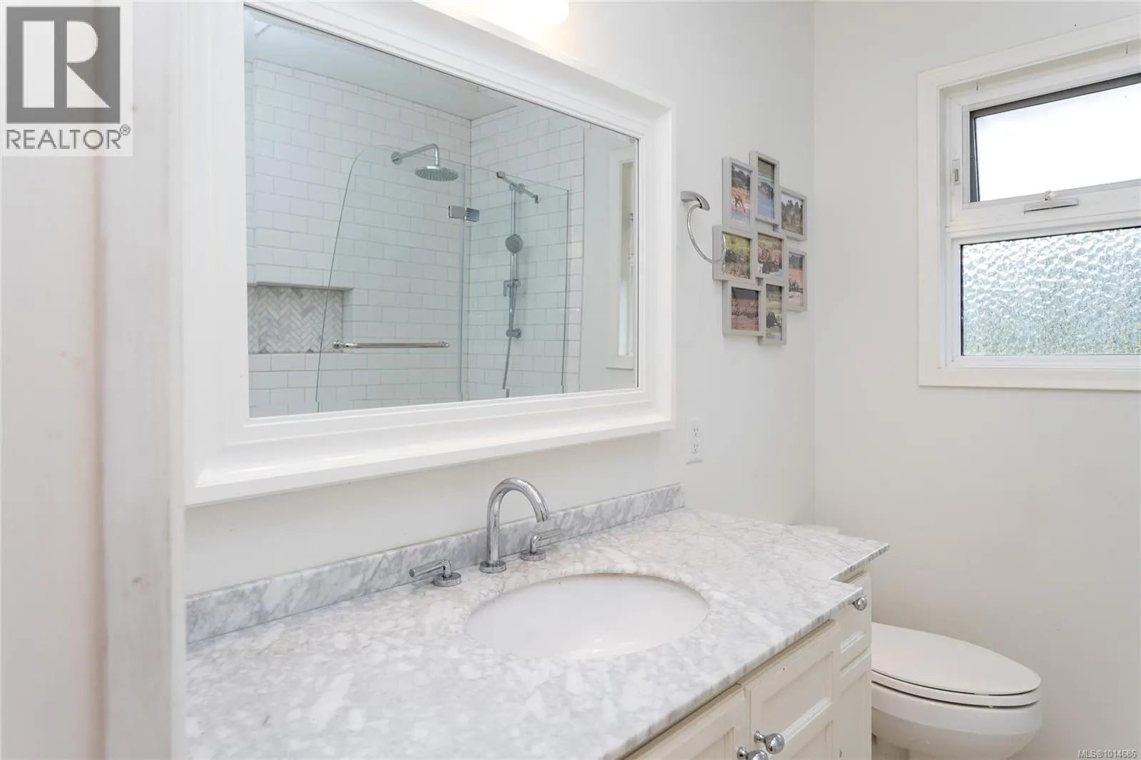 645 Baker St