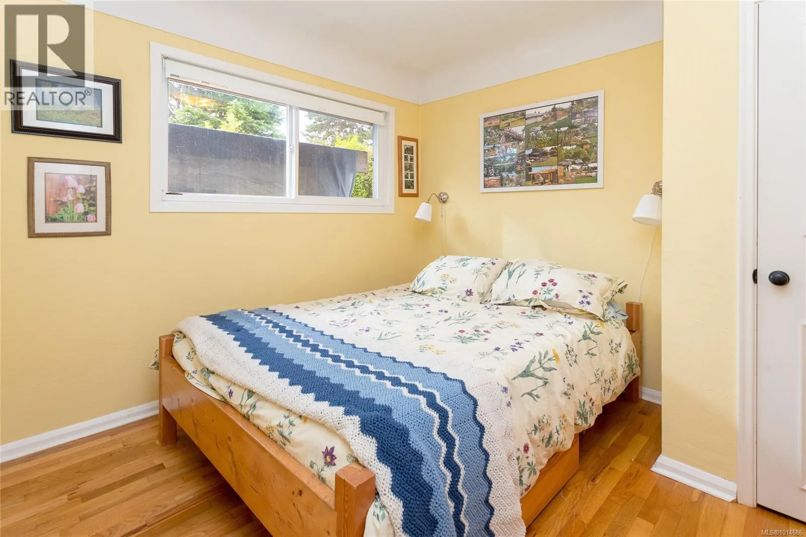 645 Baker St