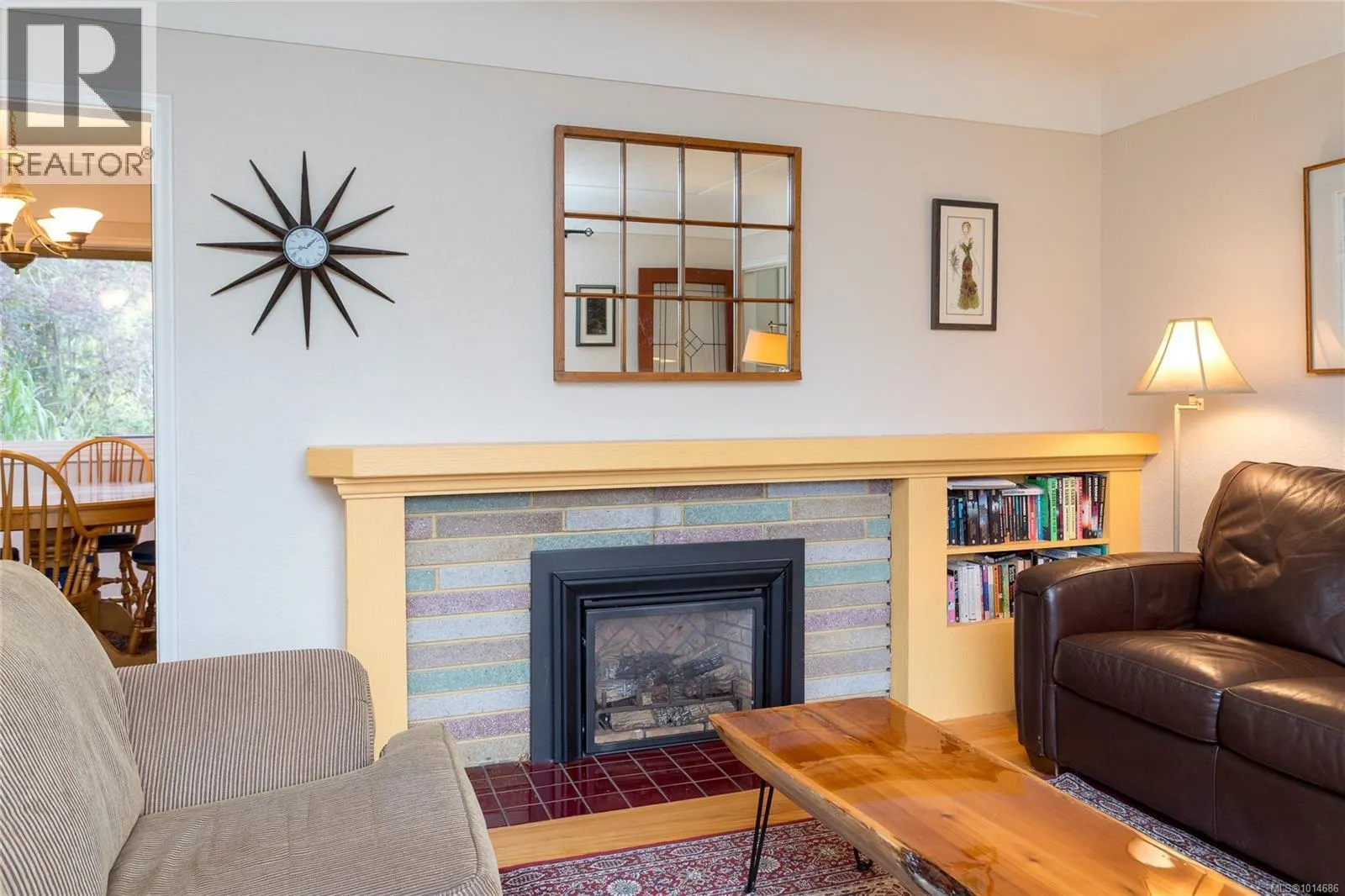 645 Baker St
