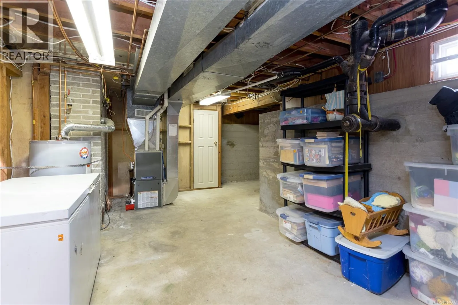 645 Baker St