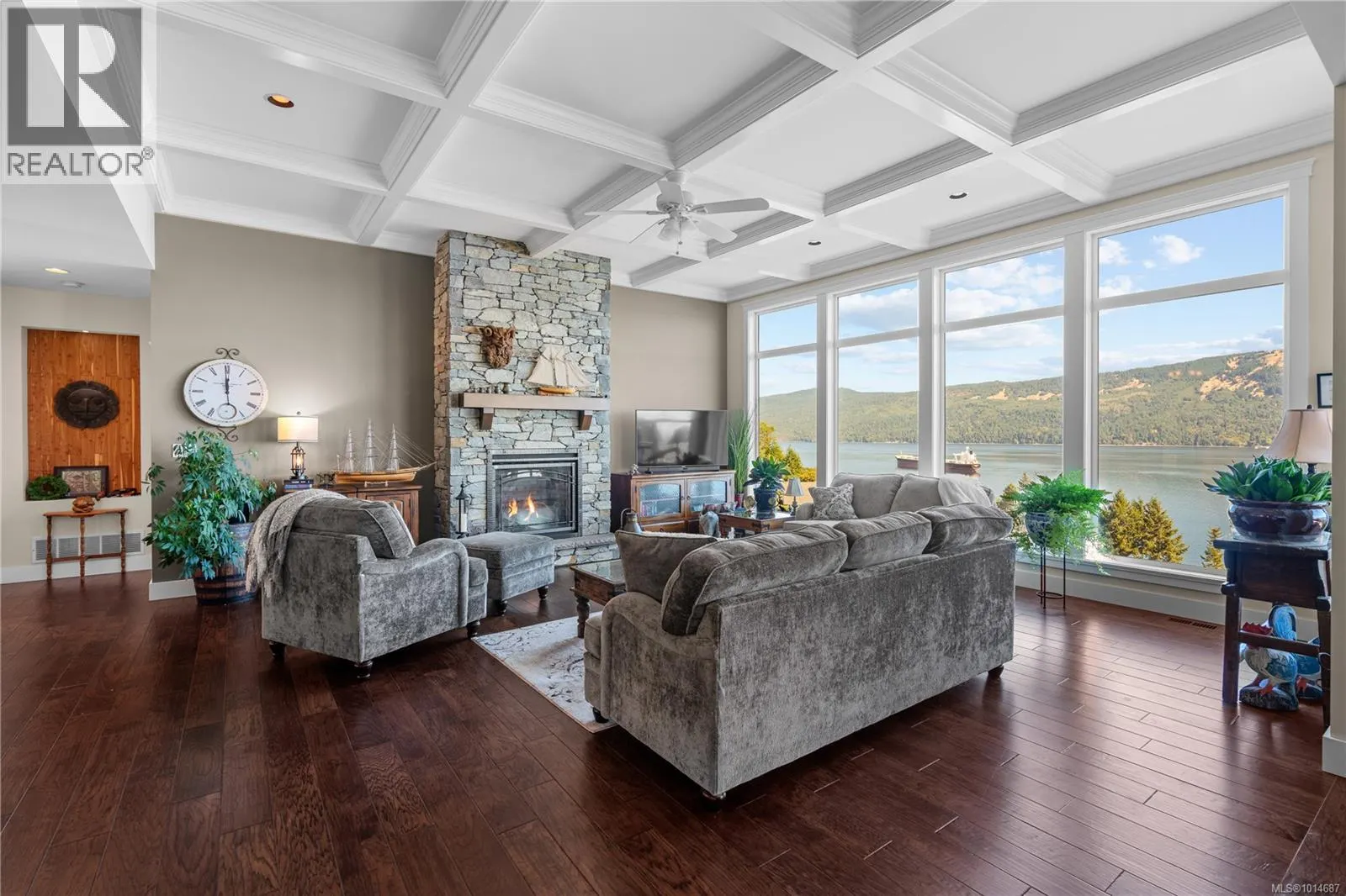 412 Seaview Pl