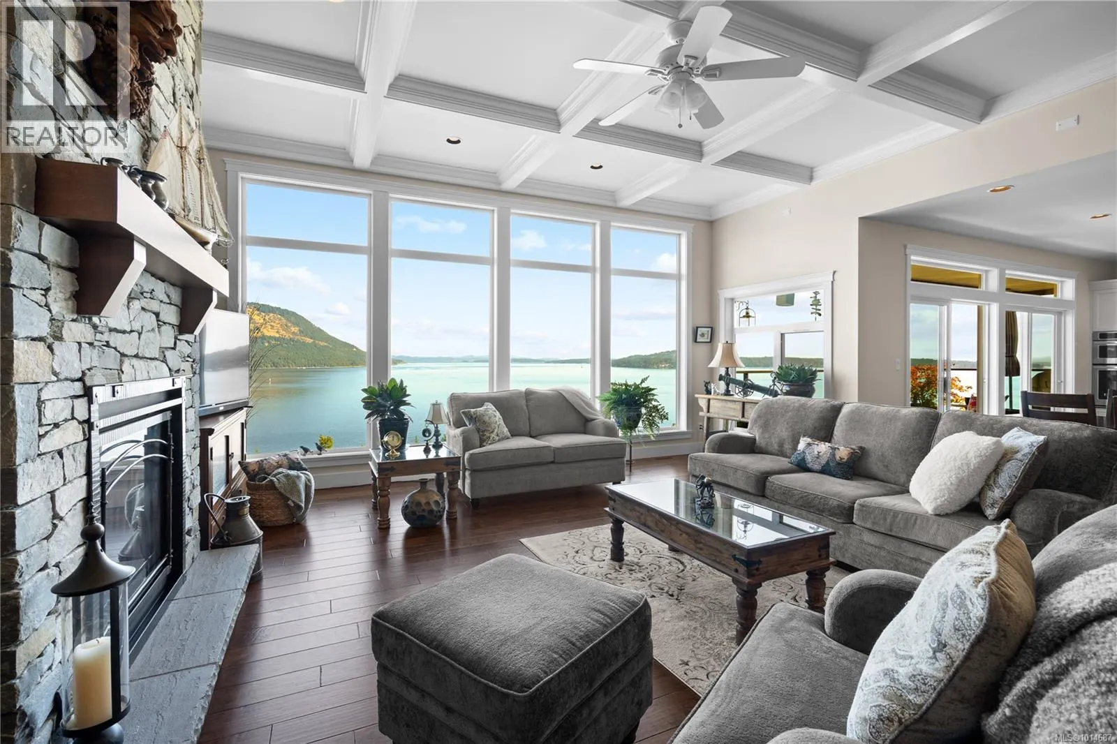 412 Seaview Pl