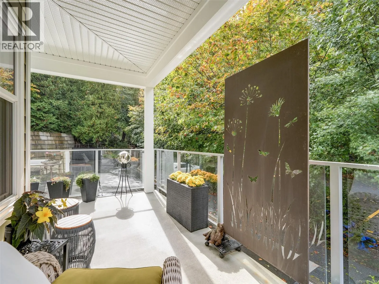 208 1838 Cowichan Bay Rd