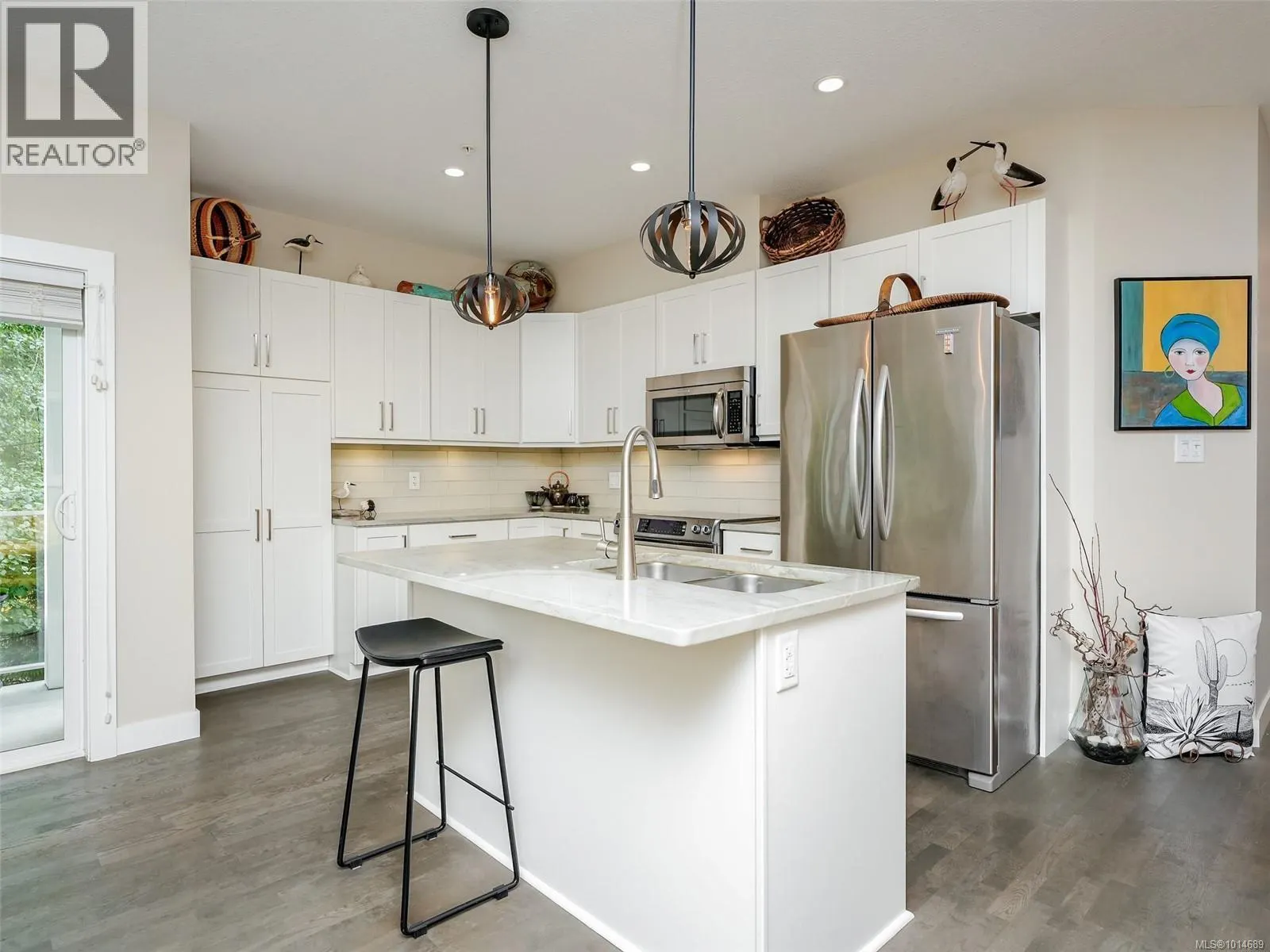 208 1838 Cowichan Bay Rd