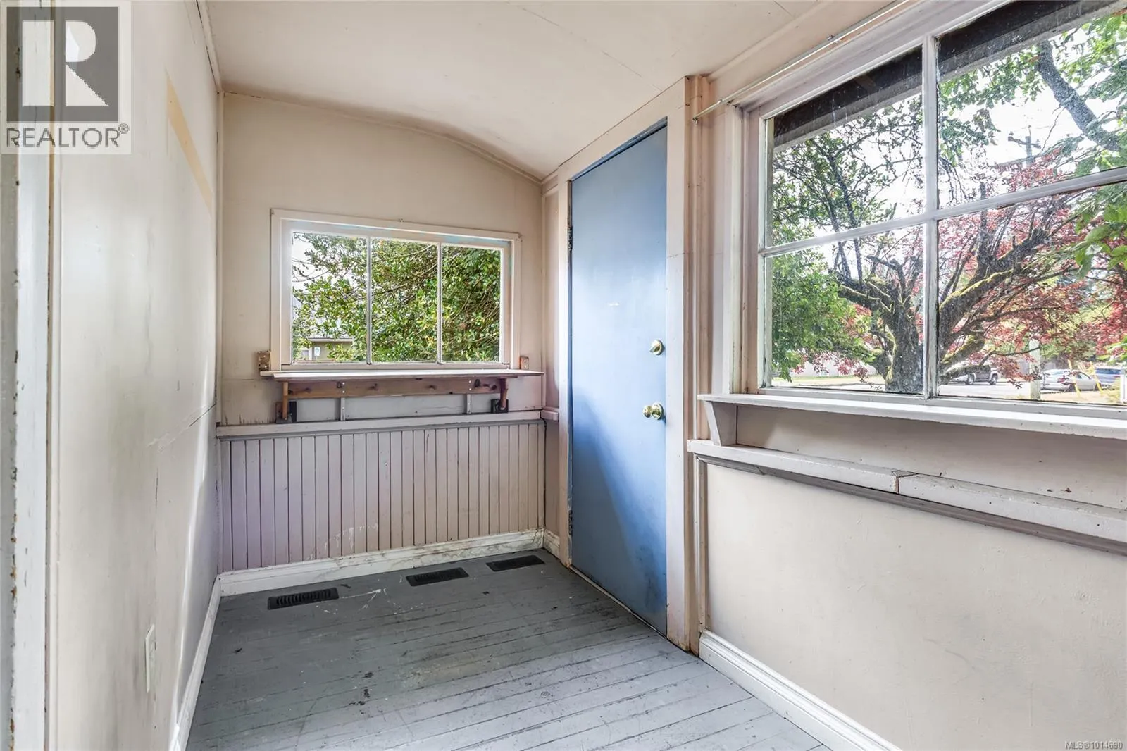 378 Harmston Ave