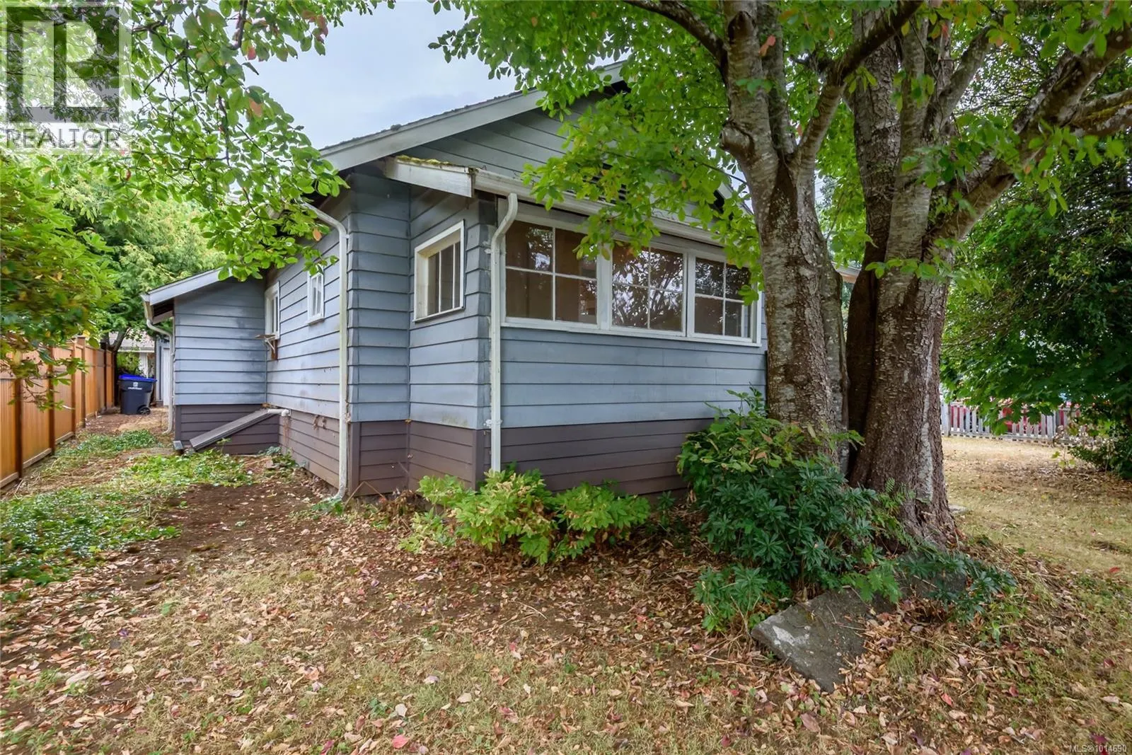 378 Harmston Ave