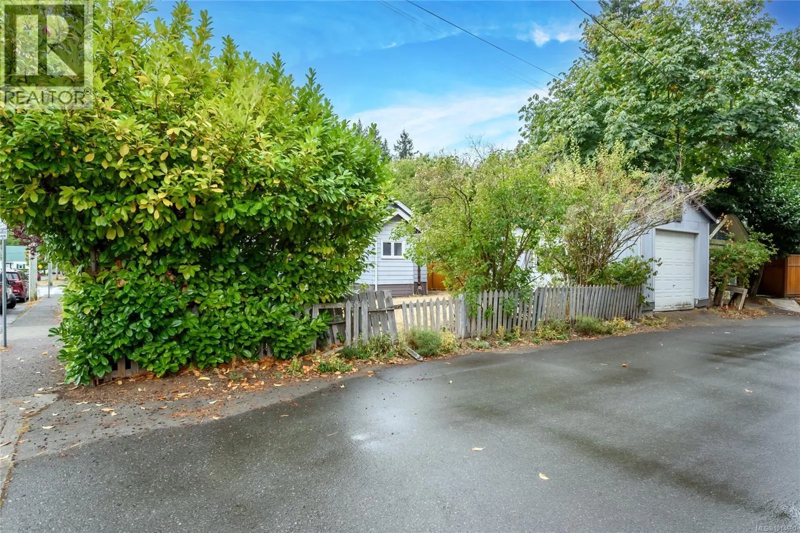 378 Harmston Ave