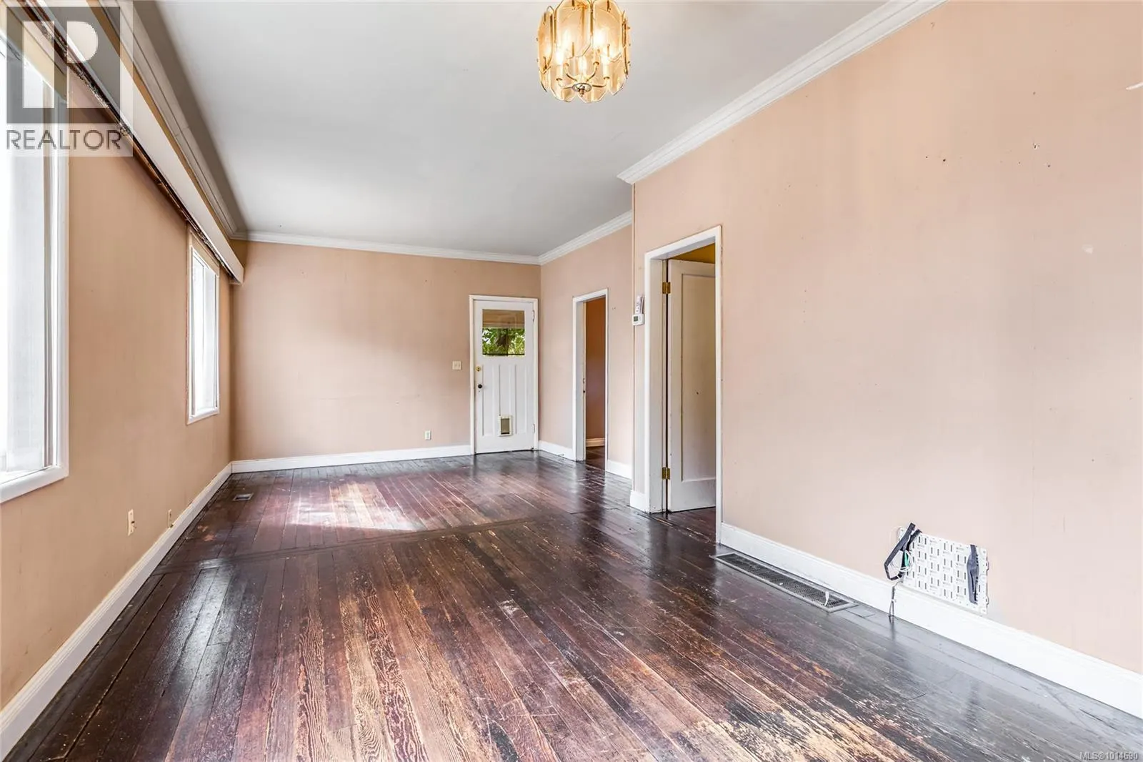 378 Harmston Ave
