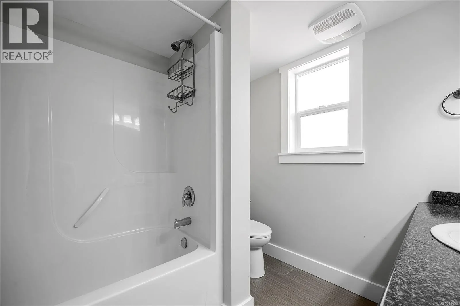 207 LINSTEAD Pl