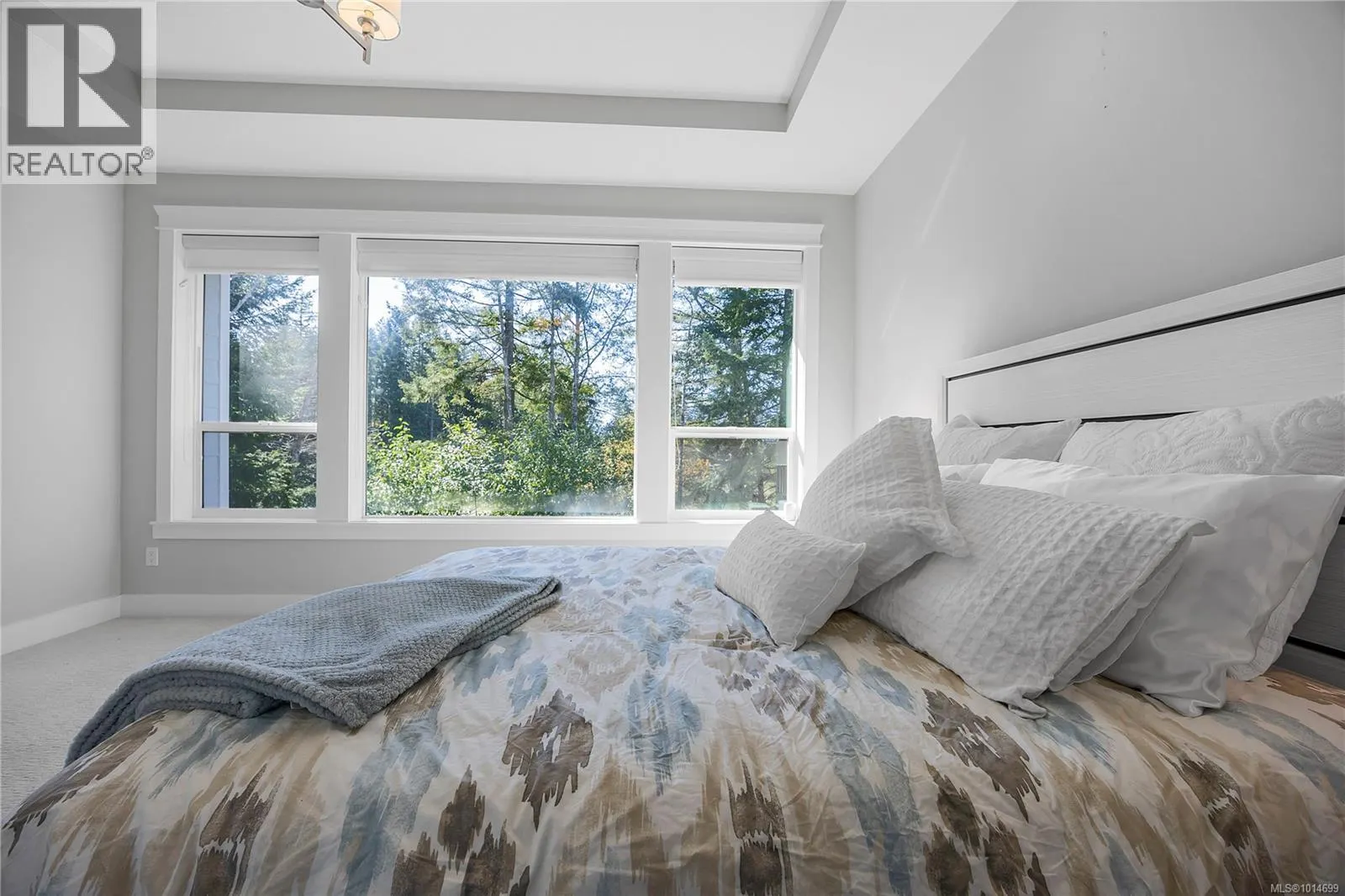 207 LINSTEAD Pl