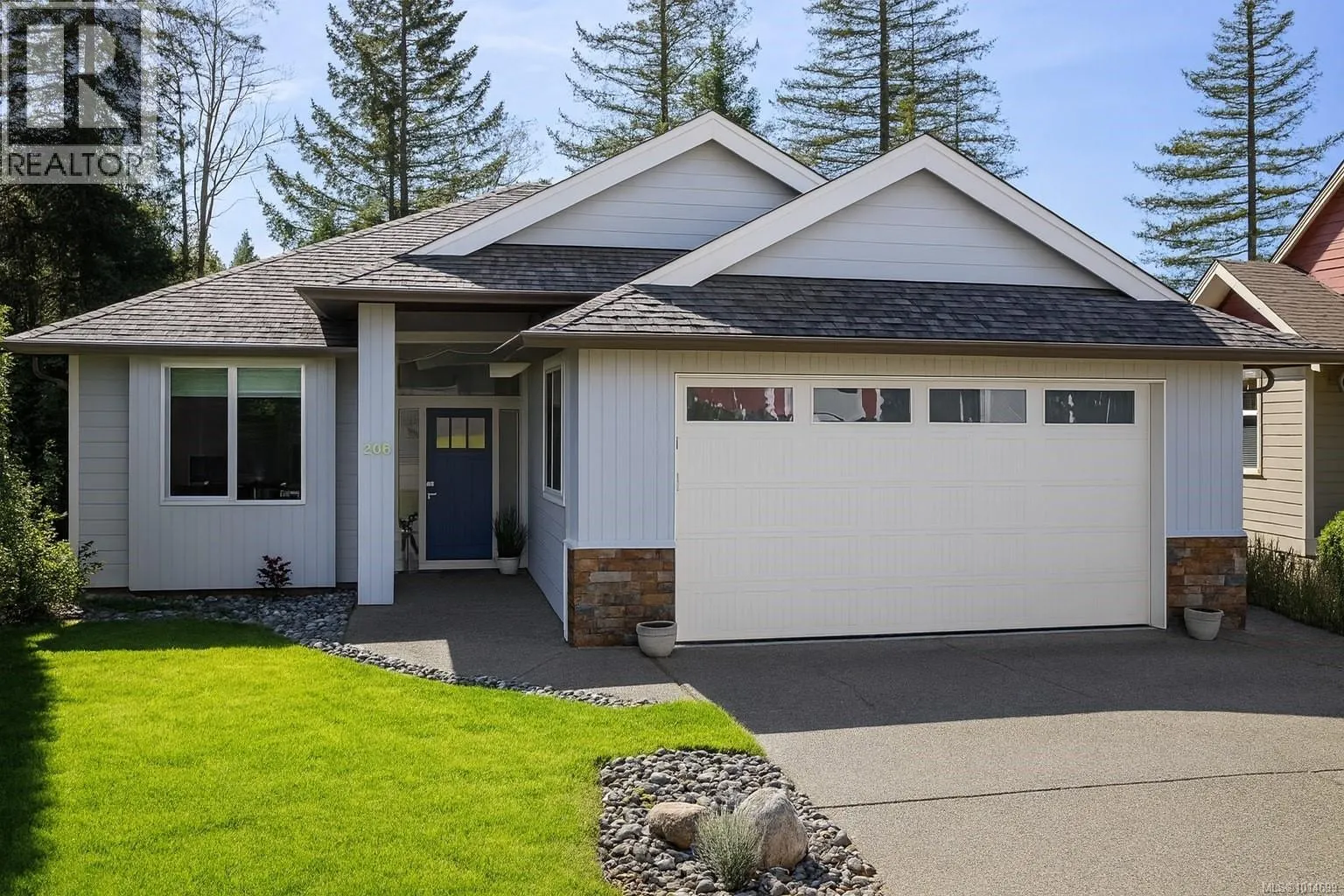 207 LINSTEAD Pl