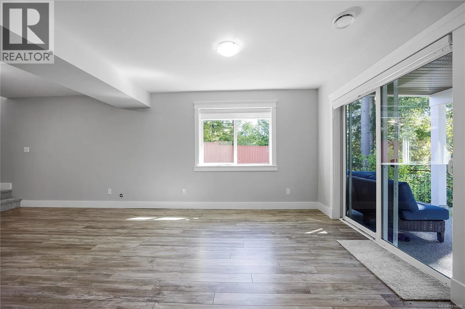 207 LINSTEAD Pl