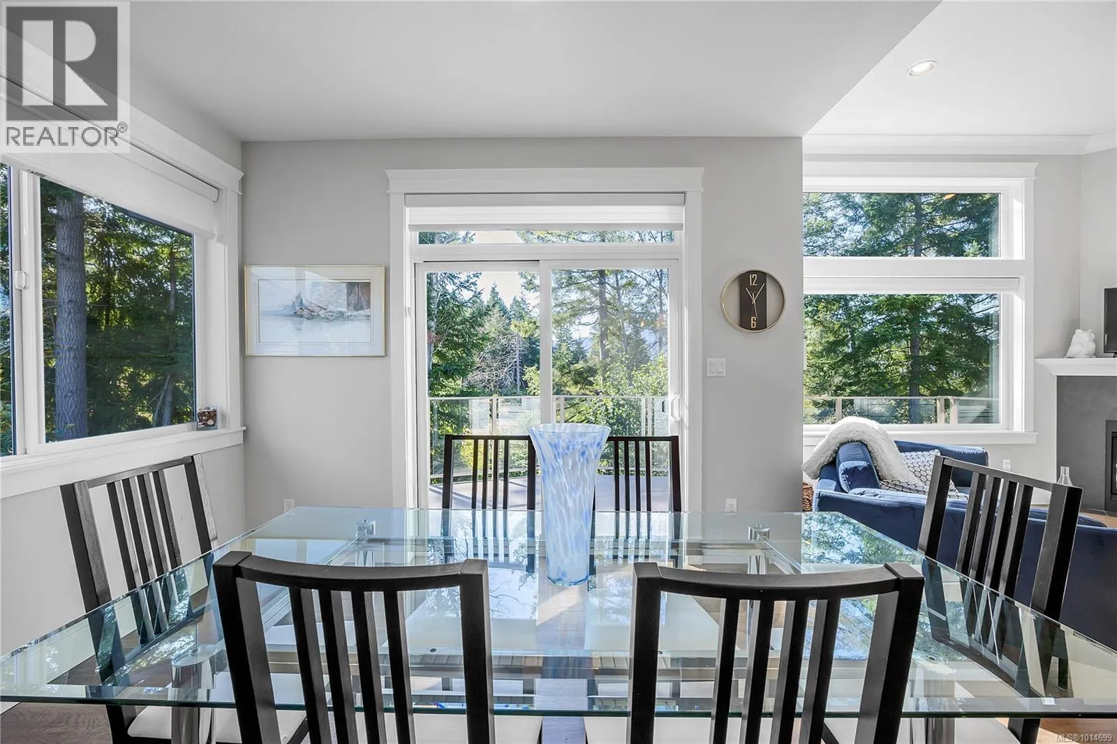 207 LINSTEAD Pl