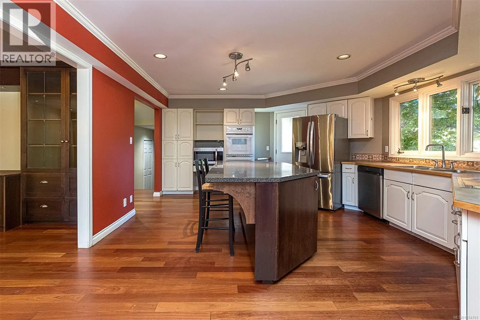 3910 Gibson Crt