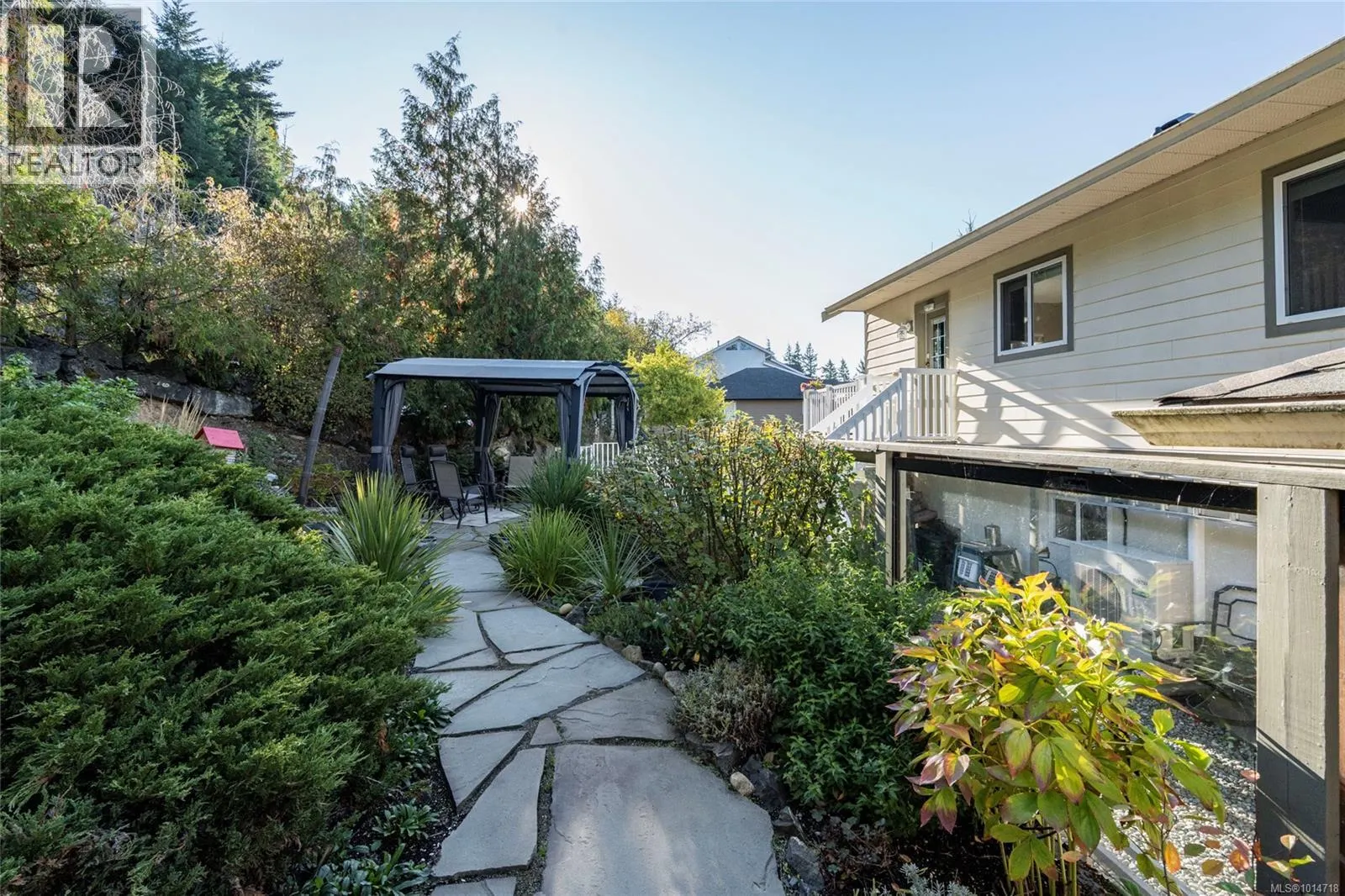 3556 Sun Hills