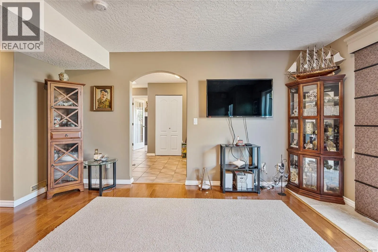 3556 Sun Hills