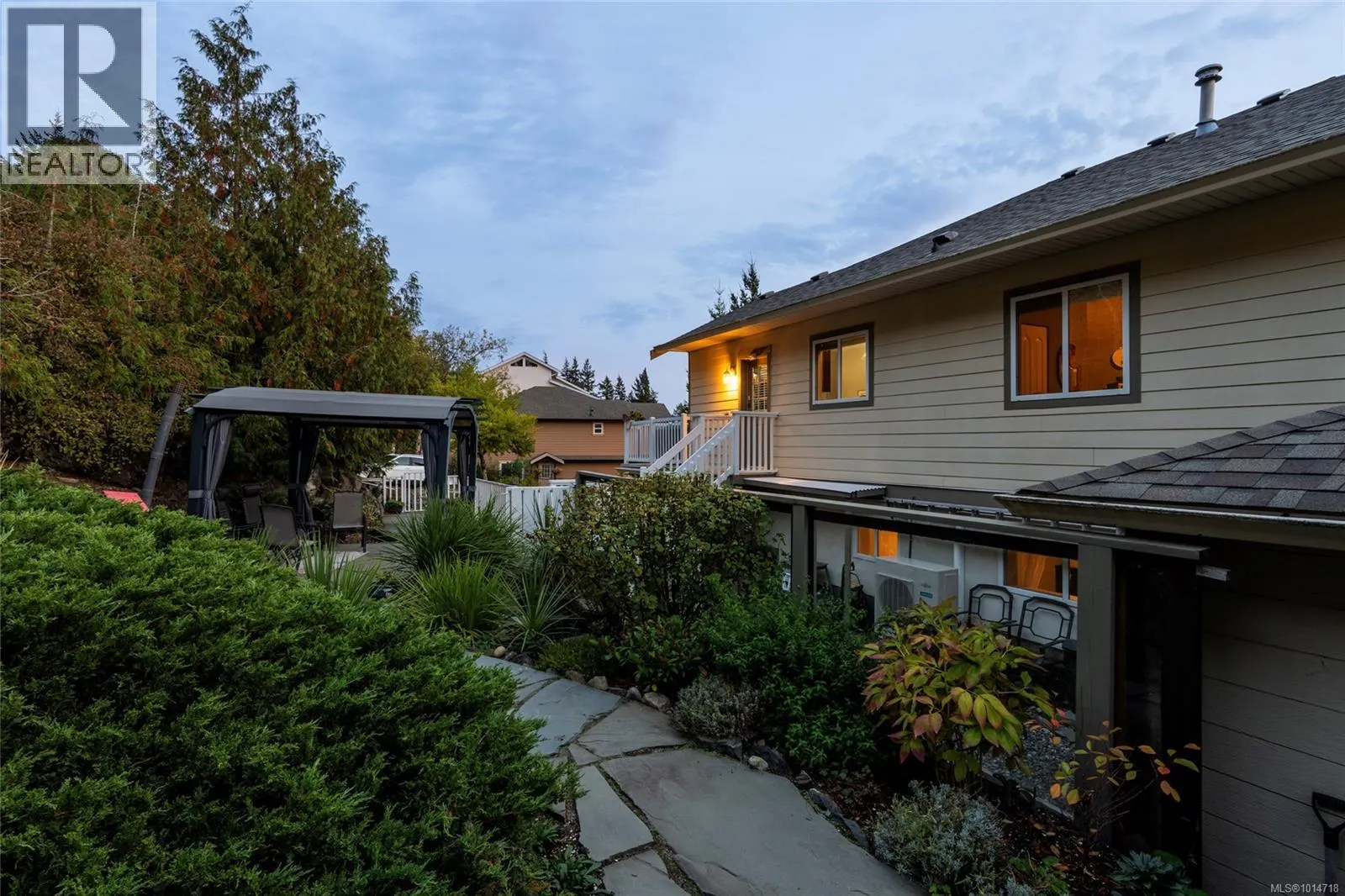 3556 Sun Hills