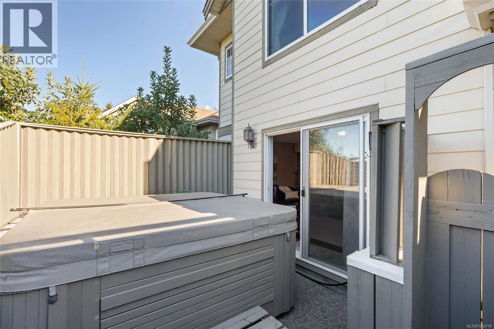 3556 Sun Hills