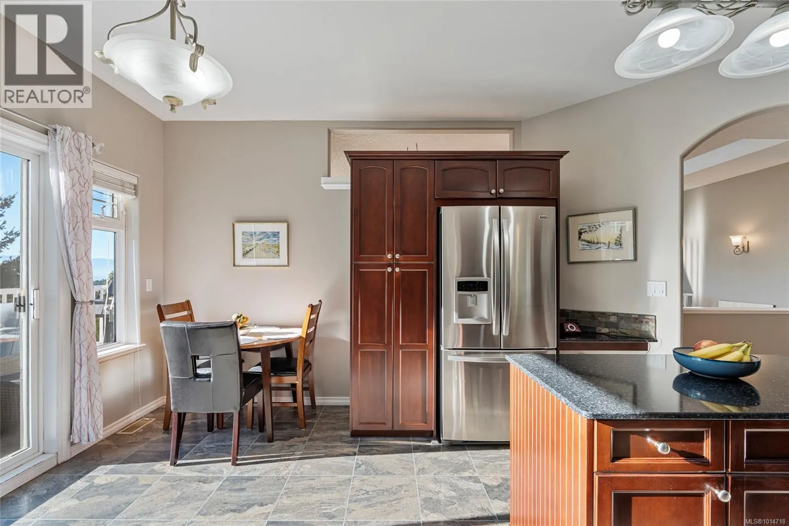 3556 Sun Hills