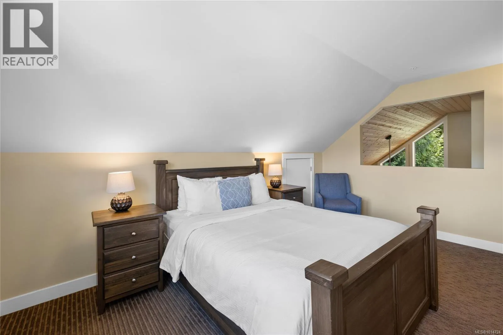 242 1130 Resort Dr