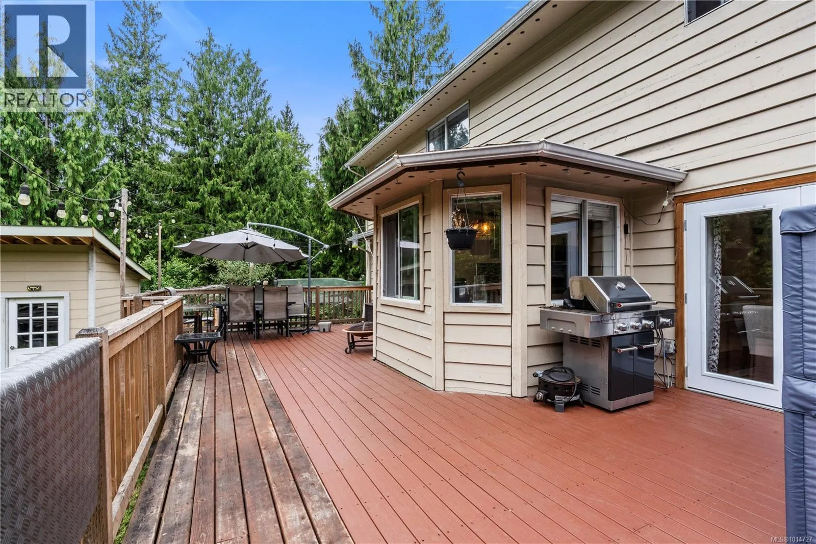 5839 Blythwood Rd