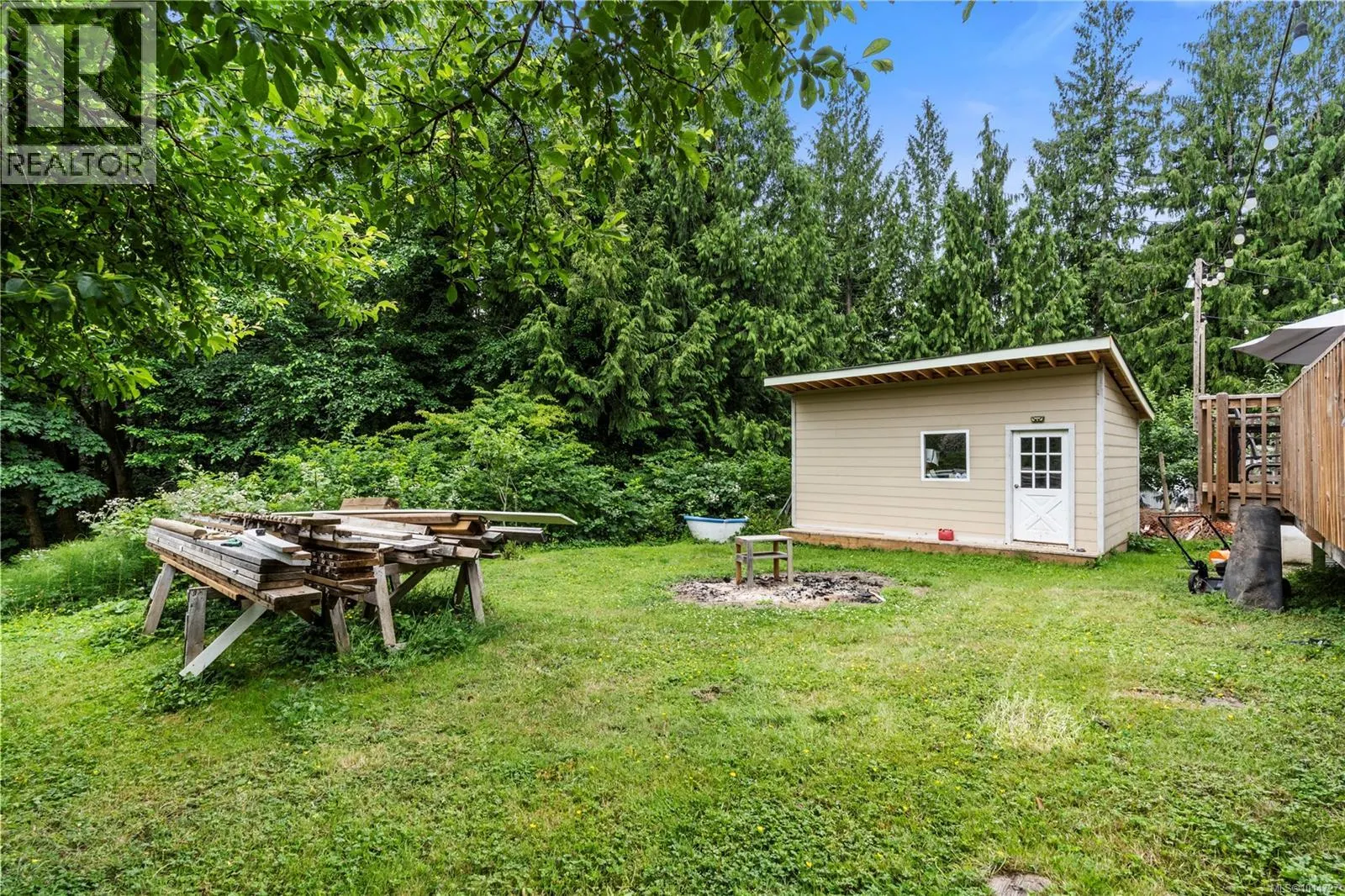 5839 Blythwood Rd