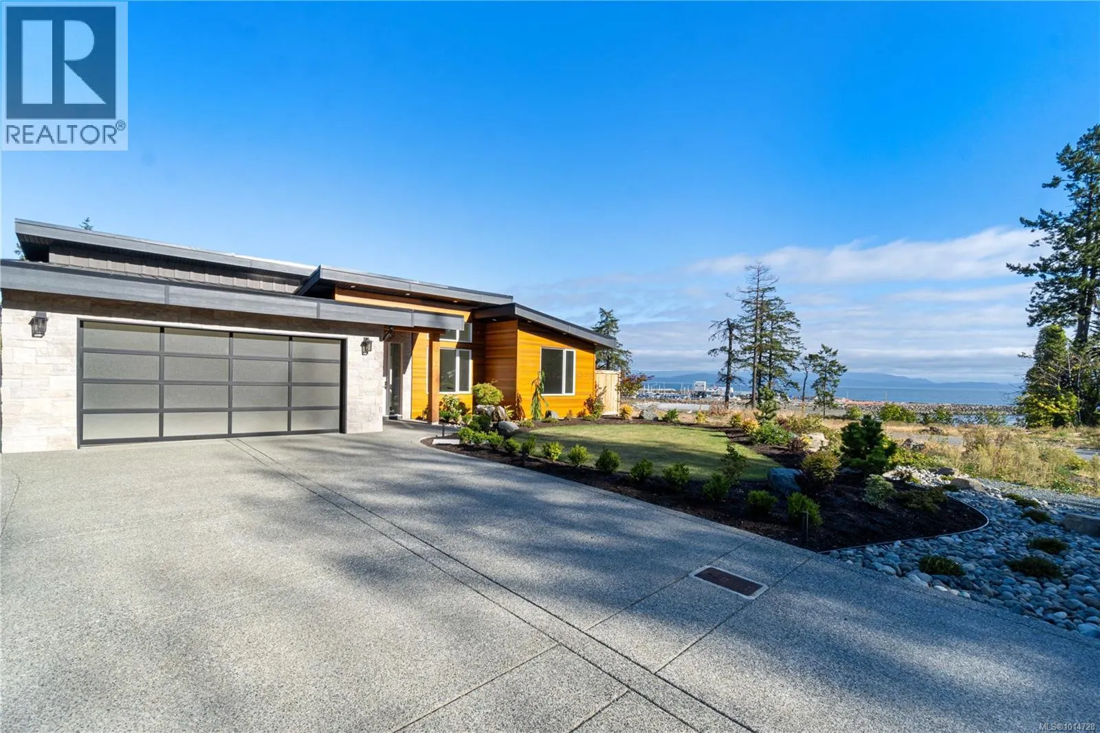 1017 Coral Pl
