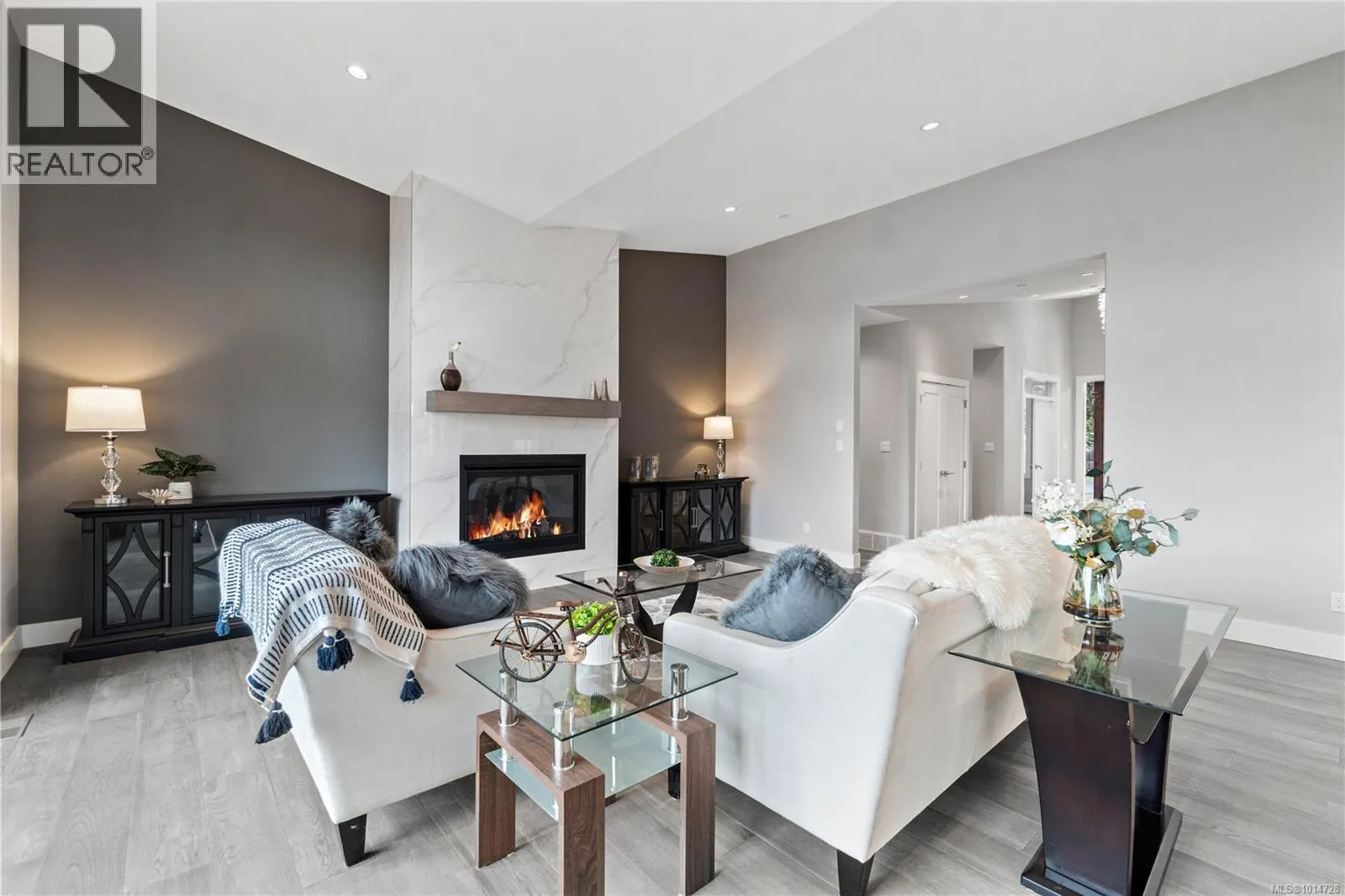 1017 Coral Pl